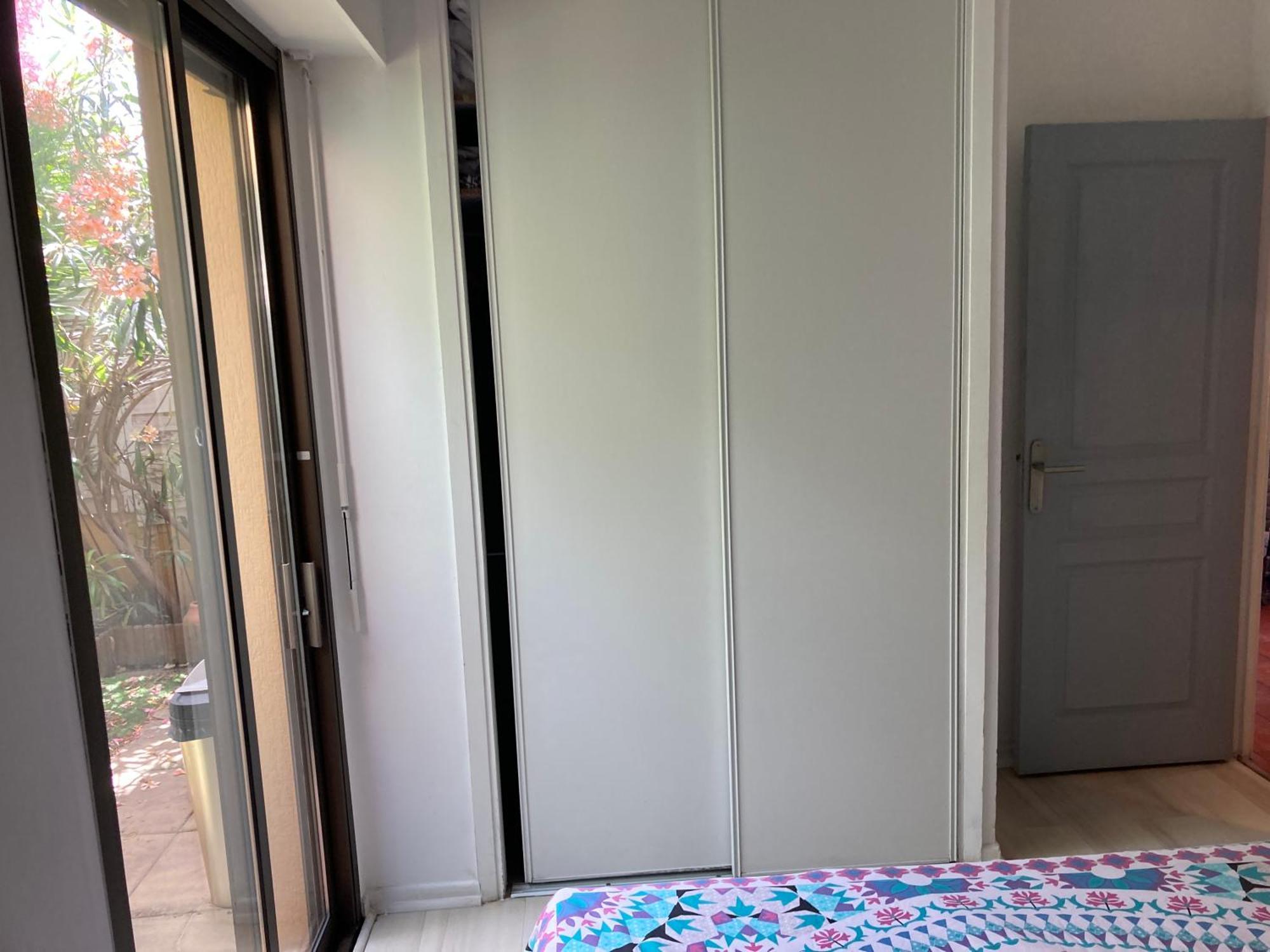 T2 Traversant Avec Une Grande Terrasse Et Piscine Cagnes-sur-Mer Zewnętrze zdjęcie