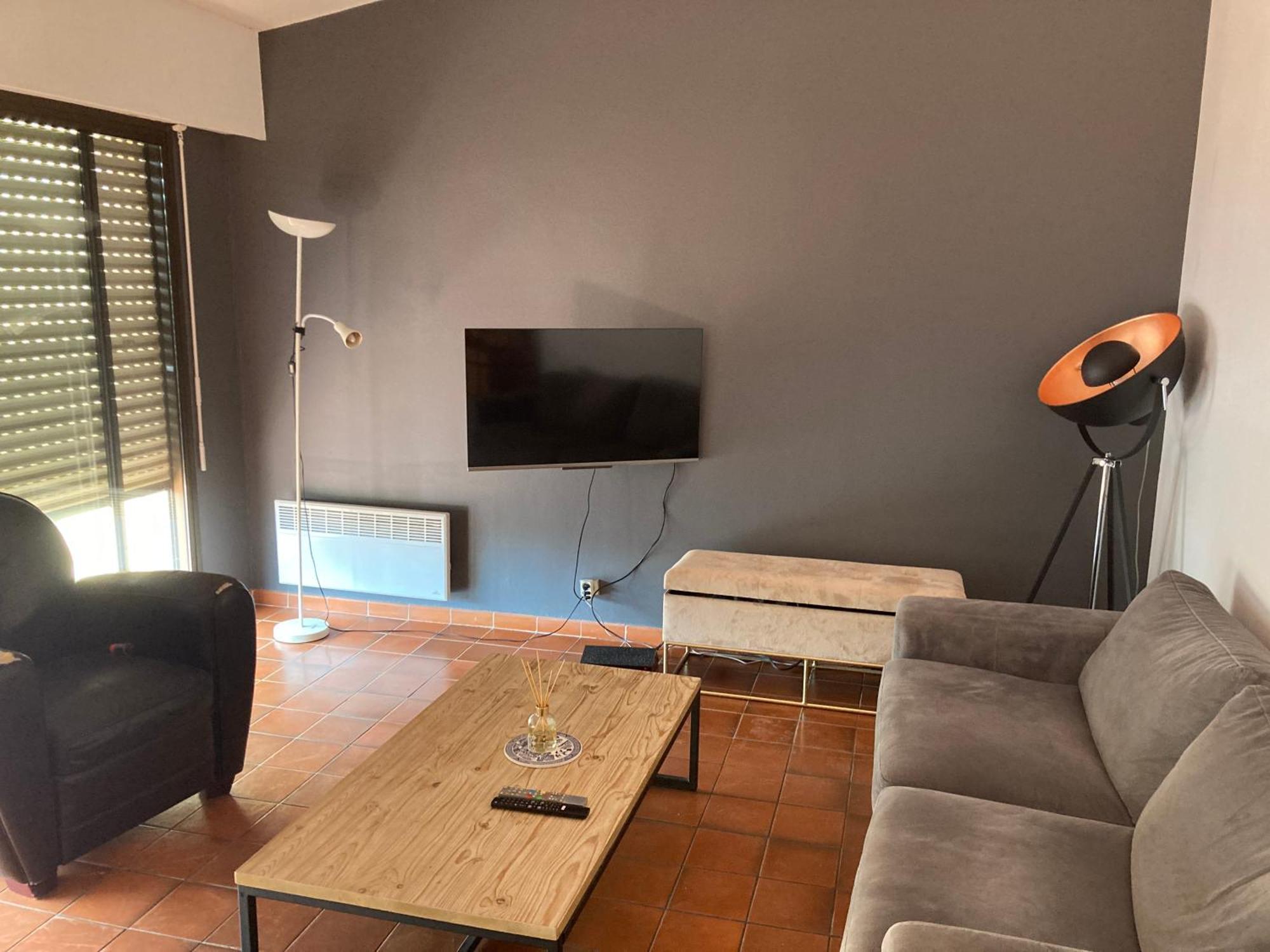 T2 Traversant Avec Une Grande Terrasse Et Piscine Cagnes-sur-Mer Zewnętrze zdjęcie