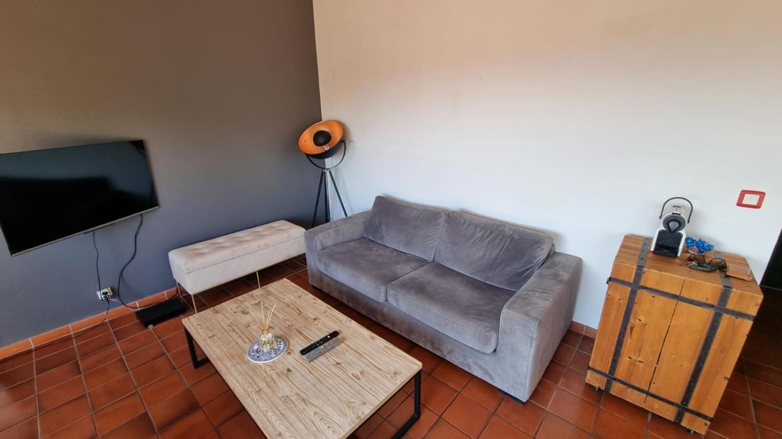 T2 Traversant Avec Une Grande Terrasse Et Piscine Cagnes-sur-Mer Zewnętrze zdjęcie